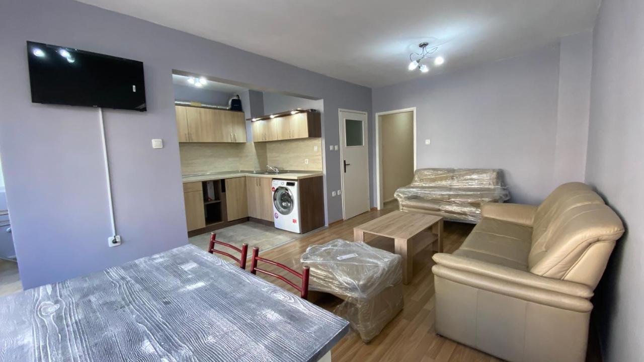 J&Z Rooms Burgas City Eksteriør billede